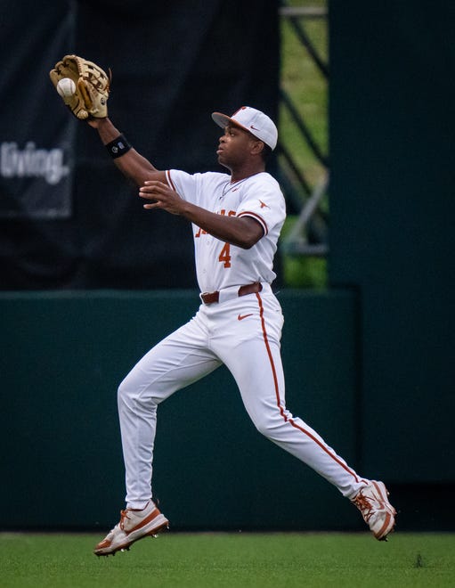 Texas Longhorns outfielder Porter Brown (4) catches the ball in the second inning of the LonghornsÕ game against the UTRGV Vaqueros at UFCU Disch-Falk Field, Tuesday, April 16, 2024.