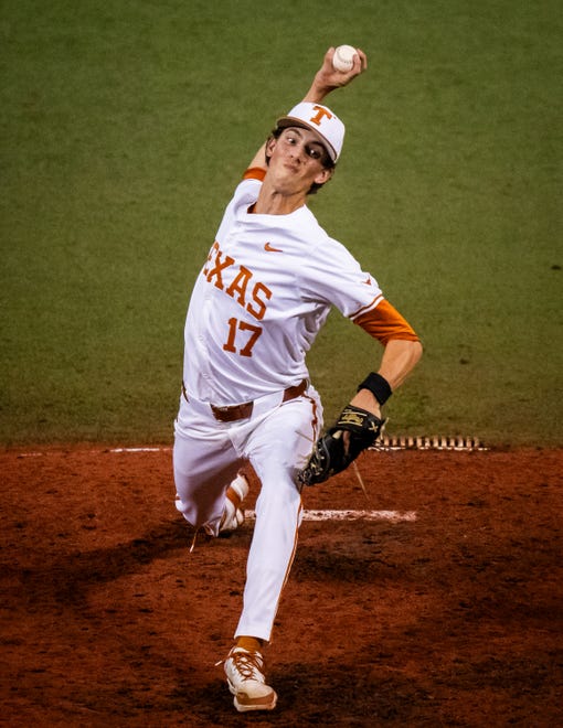 Texas Longhorns pitcher Easton Tumis (17) pitches during the fourth inning of the LonghornsÕ game against the UTRGV Vaqueros at UFCU Disch-Falk Field, Tuesday, April 16, 2024.