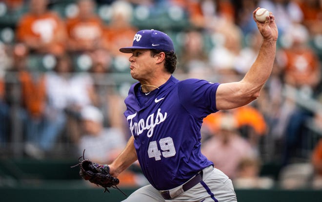 TCU Horned Frogs utility Payton Tolle (49) pitches in the second inning of the Texas Longhorns' game against the TCU Horned Frogs at UFCU Disch-Falk Field, Friday, April 19, 2024.