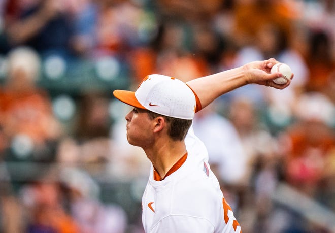Texas Longhorns pitcher Max Grubbs (38) pitches in the third inning of the Longhorns' game against the TCU Horned Frogs at UFCU Disch-Falk Field, Friday, April 19, 2024.
