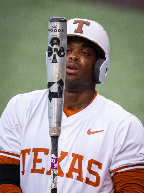 Texas Longhorns outfielder Porter Brown (4) prepares to bat in the third inning of the Texas Longhorns' game against the TCU Horned Frogs at UFCU Disch-Falk Field, Friday, April 19, 2024.
