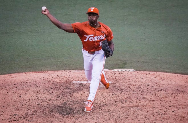 Texas Longhorns pitcher Andre Duplantier II (88) pitches in the fifth inning of the Longhorns' game against the UT Arlington Mavericks at UFCU Disch-Falk Field, Tuesday, April 23, 2024. Rodriguez is acting head coach while David Pierce is suspended.