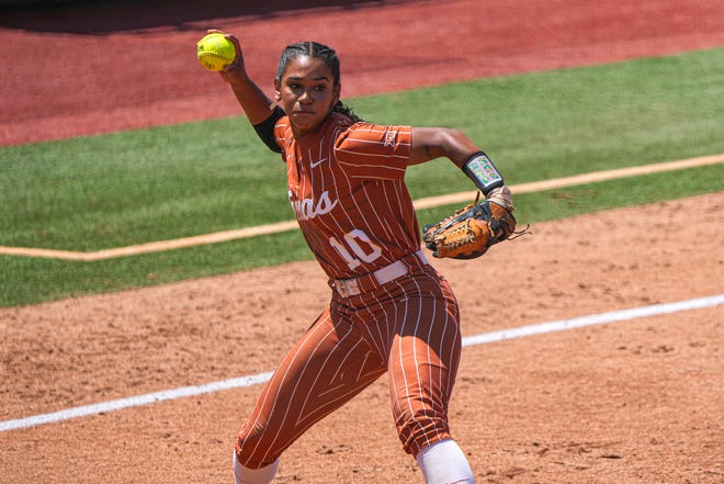 Texas infielder Mia Scott and the Longhorns completed a series sweep with a 9-5 win over Baylor on Sunday at McCombs Field. Scott scored three runs and had two RBIs for a Texas team that will likely become the nation's consensus No. 1 team when the polls come out this week.